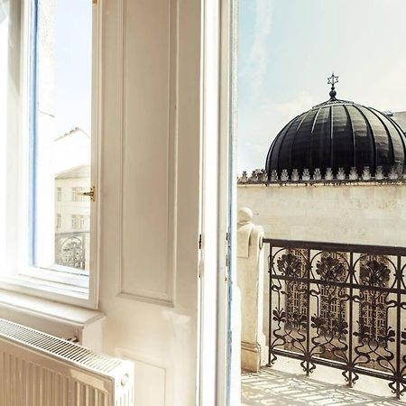 New A C Studio With View Of The Synagogue Budapest Esterno foto
